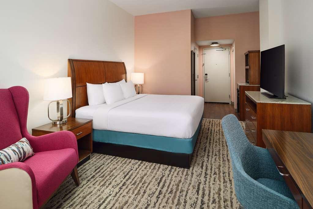 Hilton Garden Midtown Hotel